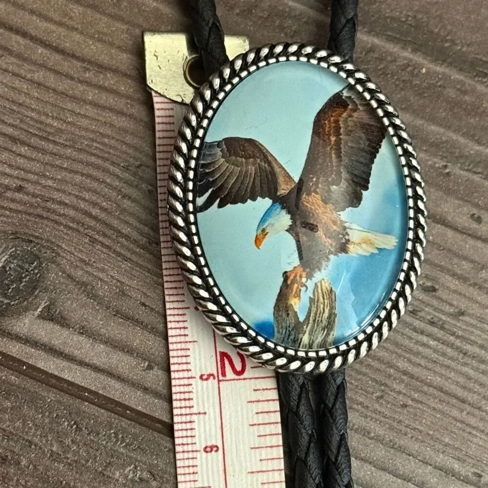 The Frontier Spirit: Southwestern Eagle Bolo Tie New